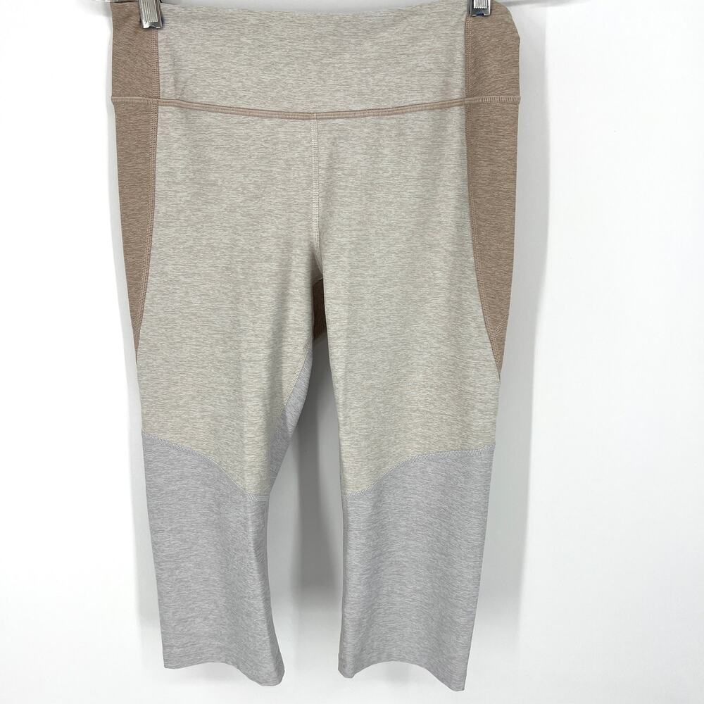 Outdoor Voices Tan Gray Color Block 3/4 Leggings Size Medium